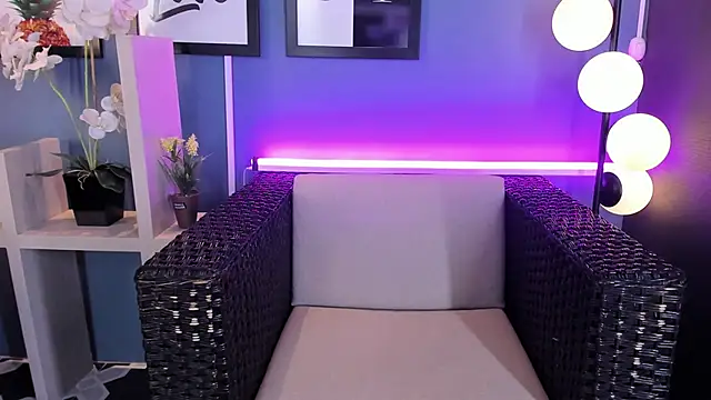 CandyLuxury   online show from 10, 2, 2025