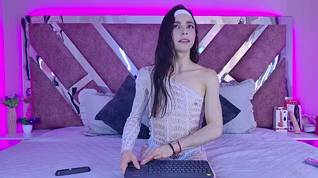 Snapshot of CandyLuxury__ chatting on 29, 6, 2026 CandyLuxury online show from 29, 6, 2026