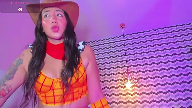 CALANTHELOVE1 online show from 8, 3, 2025