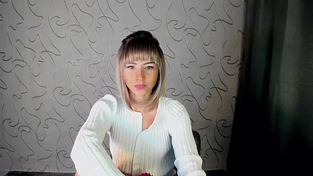 CharmBianca online show from 21, 9, 2025