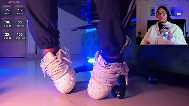 aleya bliss online show from 25, 11, 2025