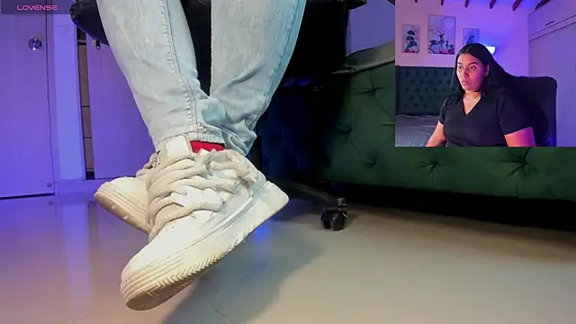 aleya bliss online show from 28, 11, 2025