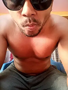 bigcock thick online show from 12, 4, 2026