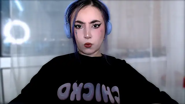 purplewitch online show from 20, 11, 2025