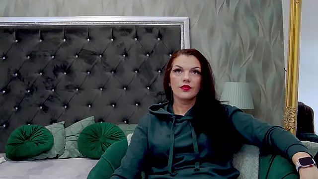 LissaAnn online show from 27, 2, 2025