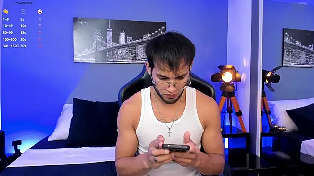 Snapshot of Max_Conor1 chatting on 11, 5, 2026 Max Conor1 online show from 11, 5, 2026