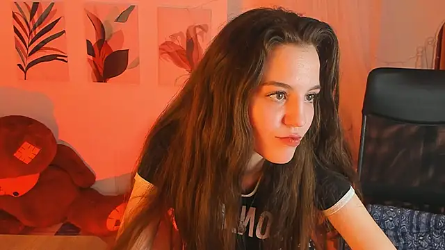 MilaStoyne online show from 23, 2, 2025