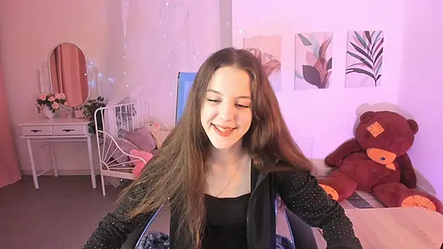 MilaStoyne online show from 26, 2, 2025