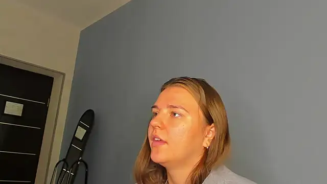 Jenny Jimmy online show from 2, 10, 2025