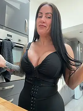 Snapshot of goddess-harper chatting on 16, 7, 2026 goddess-harper online show from 16, 7, 2026