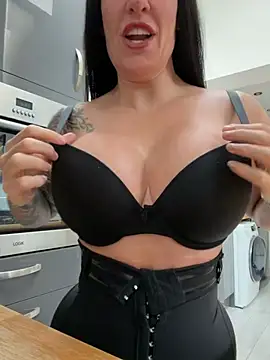 Snapshot of goddess-harper chatting on 20, 7, 2026 goddess-harper online show from 20, 7, 2026