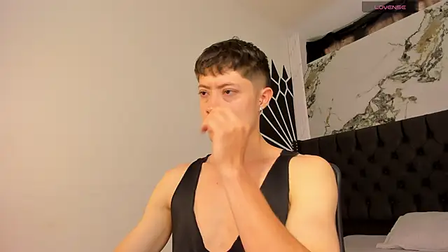 marcuscollins1  online show from 6, 4, 2026