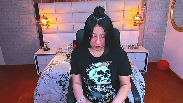 Nohemi louse online show from 5, 3, 2026