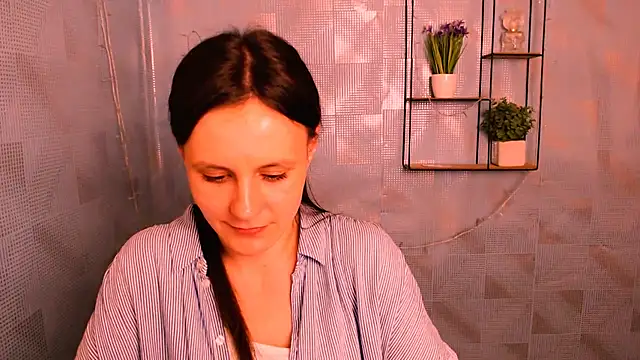 ValeriaHeart  online show from 4, 2, 2025