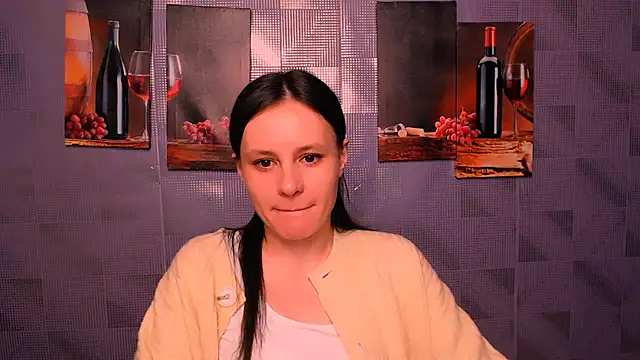 ValeriaHeart  online show from 5, 2, 2025