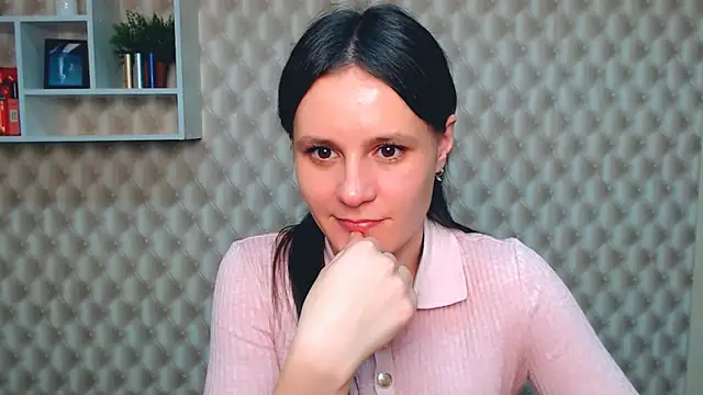 ValeriaHeart  online show from 8, 3, 2025