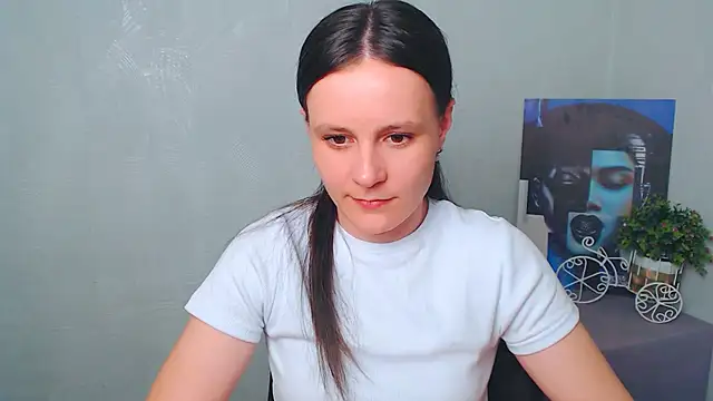 ValeriaHeart  online show from 20, 3, 2025