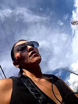 Sofiadelacruz online show from 18, 4, 2026