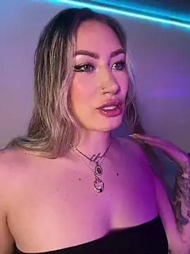 Lally Valencia   online show from 25, 10, 2025