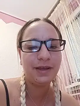 Mia RainX online show from 10, 6, 2026