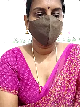 Snapshot of Tamil_Meera12 chatting on 19, 6, 2026 Tamil Meera12 online show from 19, 6, 2026