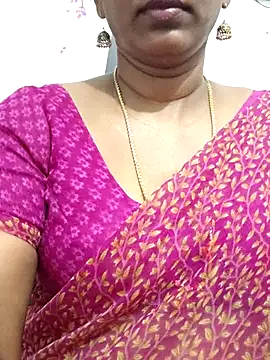 Snapshot of Tamil_Meera12 chatting on 7, 7, 2026 Tamil Meera12 online show from 7, 7, 2026