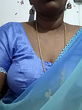Snapshot of Tamil_Meera12 chatting on 25, 7, 2026 Tamil Meera12 online show from 25, 7, 2026