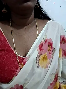 Snapshot of Tamil_Meera12 chatting on 28, 7, 2026 Tamil Meera12 online show from 28, 7, 2026