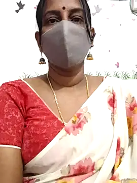 Snapshot of Tamil_Meera12 chatting on 29, 7, 2026 Tamil Meera12 online show from 29, 7, 2026