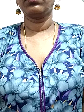 Snapshot of Tamil_Meera12 chatting on 31, 7, 2026 Tamil Meera12 online show from 31, 7, 2026