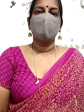 Snapshot of Tamil_Meera12 chatting on 3, 8, 2026 Tamil Meera12 online show from 3, 8, 2026