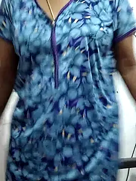 Snapshot of Tamil_Meera12 chatting on 4, 8, 2026 Tamil Meera12 online show from 4, 8, 2026