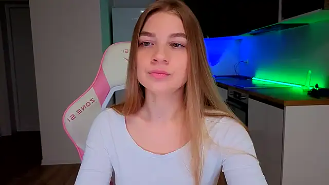 Enjoy everymoment  online show from 1, 4, 2026