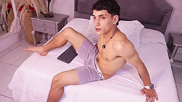 Snapshot of JhoanLeandro chatting on 1, 5, 2026 JhoanLeandro online show from 1, 5, 2026