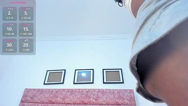 VioletMoon6 online show from 1, 10, 2025