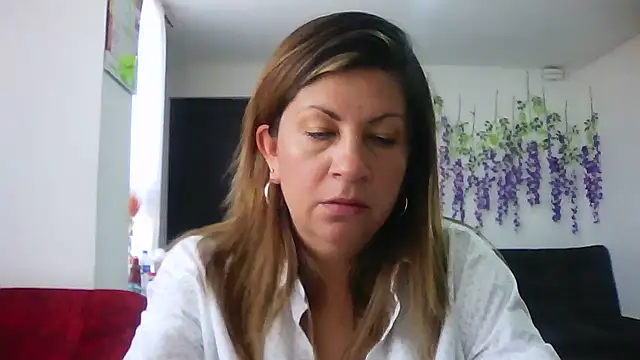 xxsexycutexxx online show from 15, 10, 2025