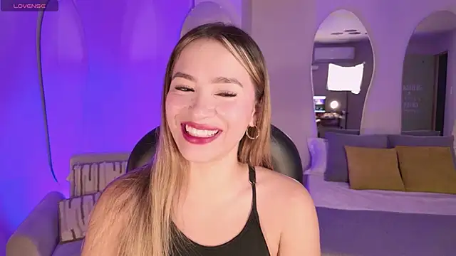 AmaiaHaywood online show from 5, 11, 2025