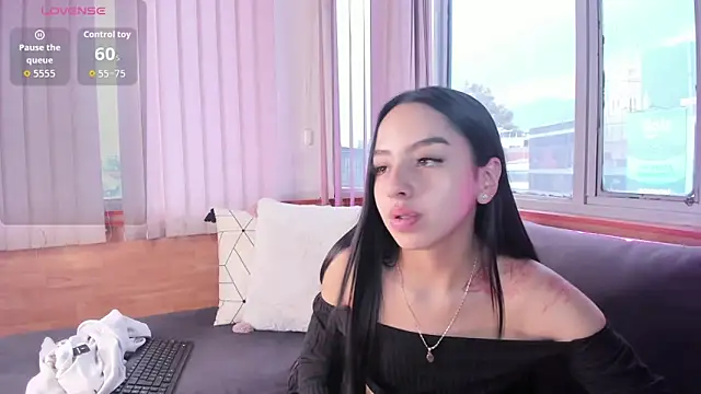 Daphne chers online show from 12, 2, 2026