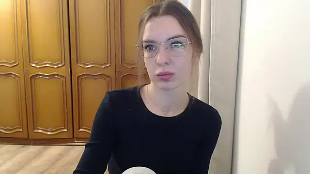 Snapshot of aurora_lust chatting on 18, 11, 2025 aurora lust online show from 18, 11, 2025