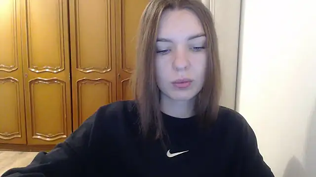 Snapshot of aurora_lust chatting on 2, 12, 2025 aurora lust online show from 2, 12, 2025