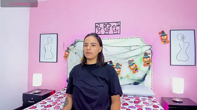 Liiam smith  online show from 31, 10, 2025