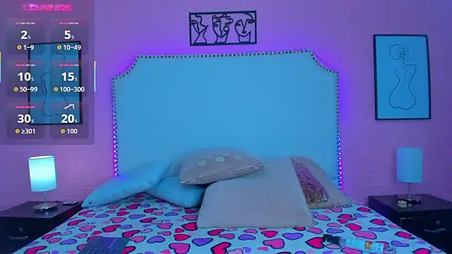  Emma whiitee  online show from 9, 11, 2025