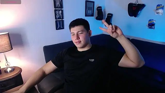 JamesCr  online show from 28, 2, 2026