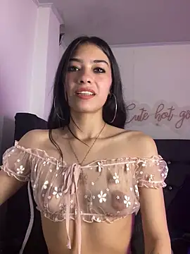 TayylorSexx online show from 3, 2, 2025