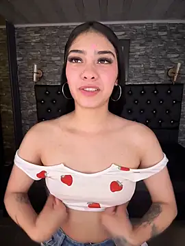 Snapshot of TayylorSexx chatting on 18, 6, 2026 TayylorSexx online show from 18, 6, 2026