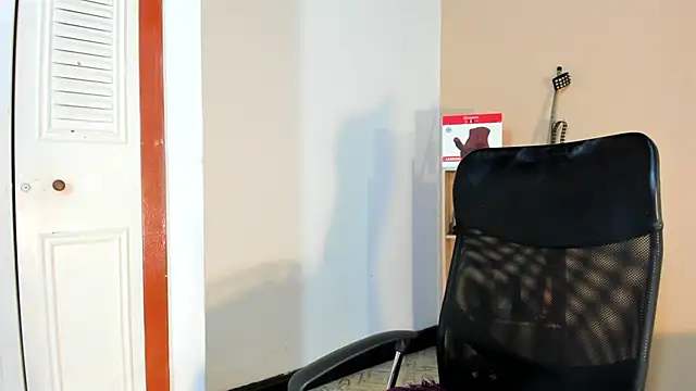 Snapshot of Violetta_0 chatting on 5, 2, 2026 Violetta 0 online show from 5, 2, 2026