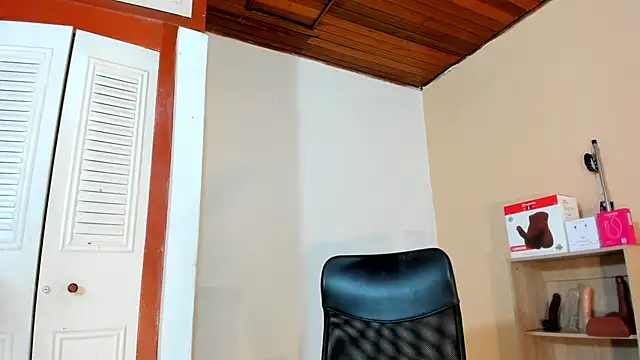 Snapshot of Violetta_0 chatting on 24, 2, 2026 Violetta 0 online show from 24, 2, 2026