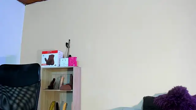 Snapshot of Violetta_0 chatting on 25, 2, 2026 Violetta 0 online show from 25, 2, 2026