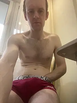 LynnAhNight online show from 10, 4, 2026