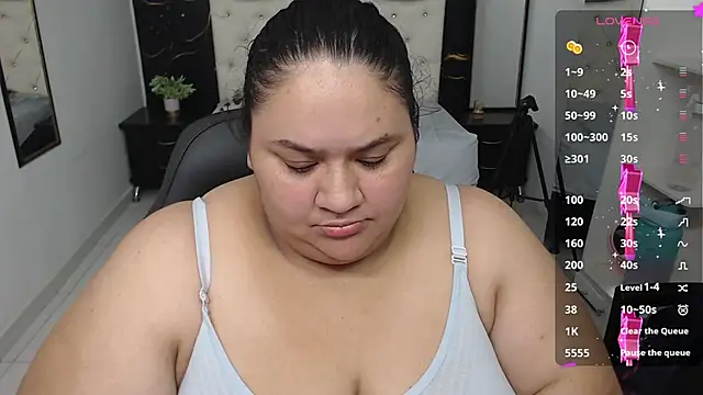 Snapshot of Aaliyah11 chatting on 18, 9, 2025 Aaliyah11 online show from 18, 9, 2025